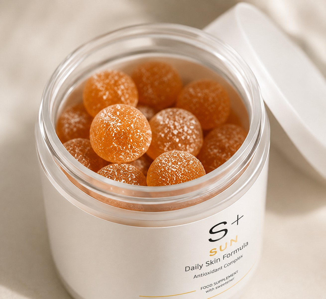 Pot S+ ouvert avec gummies sur pierre naturelle